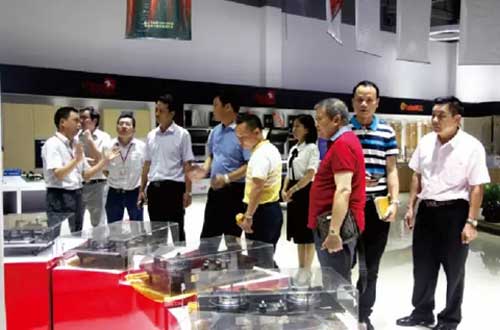 超人節能廚衛電器爆炒系列煙機上市