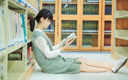 彈性地板為你營造良好閱讀環境