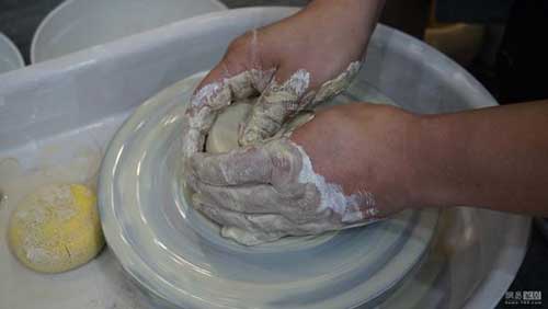 精湛科技帶來輕松烹飪 老板“廚源”文化烹飪體驗店開業(yè) 