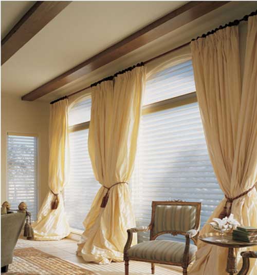 家中一道靚麗風景——會變色的窗簾 家中一道靚麗風景——會變色的窗簾