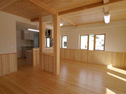 實木板材有哪些優點？消費者選購要注意什么？