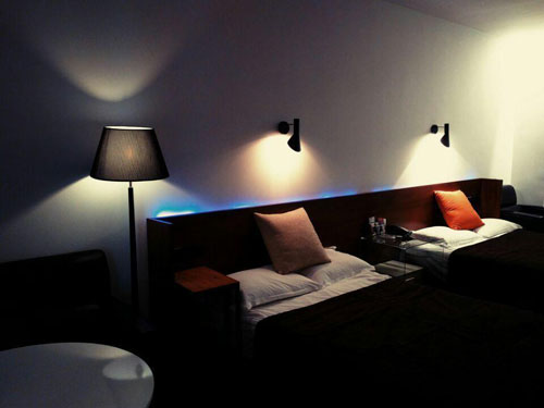 淺談中國著名燈飾企業做電商的三種模式