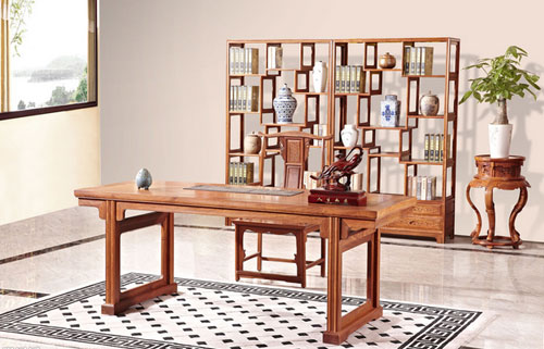 紅木家具企業(yè)提升設(shè)計競爭力 關(guān)鍵在于人才的培養(yǎng) 紅木家具企業(yè)提升設(shè)計競爭力 關(guān)鍵在于人才的培養(yǎng)