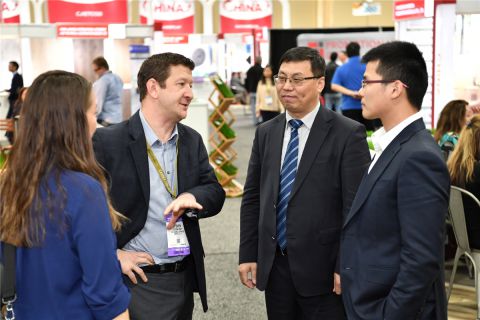 美國大師漆與大藝樹地板共同研發新型環保地板