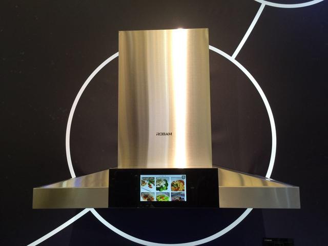 老板電器AWE再推高端油煙機(jī) 吸力更大更智能 老板電器AWE再推高端油煙機(jī) 吸力更大更智能