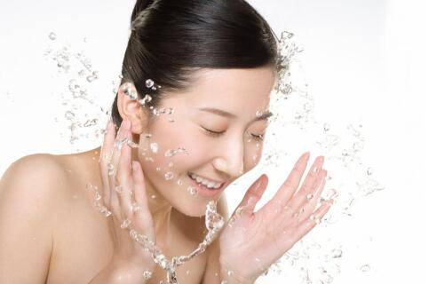 敢于對外公開亮劍 方太熱水器彰顯中國品牌實力 敢于對外公開亮劍 方太熱水器彰顯中國品牌實力