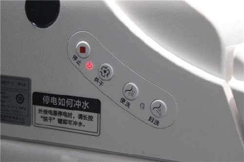 安華衛(wèi)浴洗悅系列?睿盾：“智泡”下的潔凈新時(shí)代