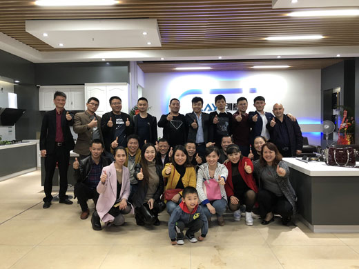 熱烈慶祝中國創(chuàng)意重慶分公司升級體驗店開業(yè)