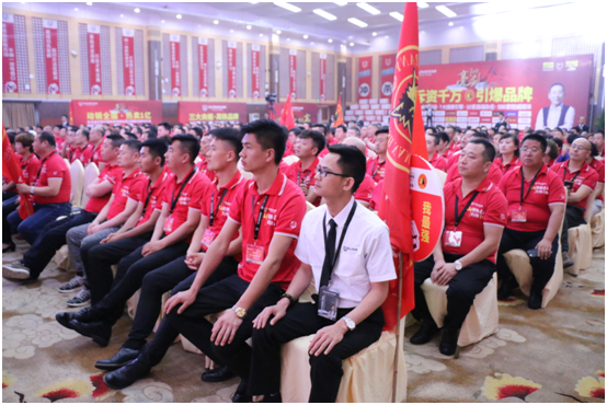 樹立品牌里程豐碑 直擊圣洛威廣告簽約現場