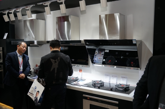 超高熱效率 紅日紅外線燃氣灶斬獲多項大獎 超高熱效率 紅日紅外線燃氣灶斬獲多項大獎