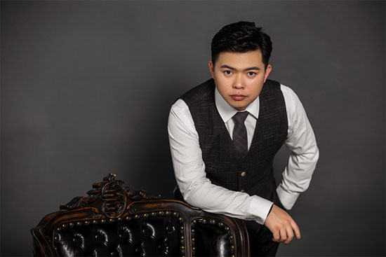 紅馬二十載 一木承器生|馬宇晨先生的創業歷程 紅馬二十載 一木承器生|馬宇晨先生的創業歷程