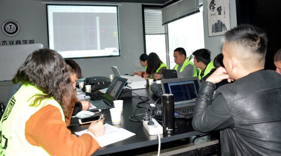 門業品牌日記|廣千商學院1710班專業培訓圓滿結束 門業品牌日記|廣千商學院1710班專業培訓圓滿結束