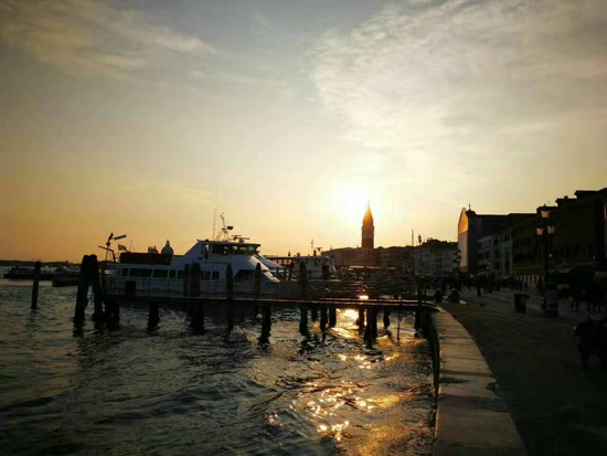 品牌日記|金達照明優(yōu)秀經(jīng)銷商歐洲豪華之旅