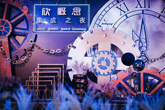 品牌榮譽|巨奧生態鋁全屋整裝獲消費者喜愛的頂墻集成十大品牌