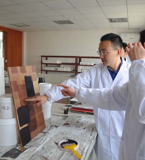 大荷水性漆:追求極致客戶服務 精益求精不斷超越 大荷水性漆:追求極致客戶服務 精益求精不斷超越