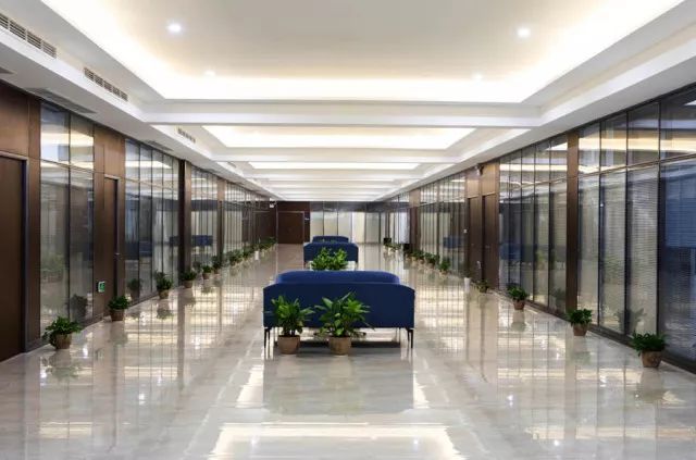 吊頂品牌榮譽(yù)|名族獲集成吊頂行業(yè)十大領(lǐng)軍品牌等多項(xiàng)大獎 吊頂品牌榮譽(yù)|名族獲集成吊頂行業(yè)十大領(lǐng)軍品牌等多項(xiàng)大獎