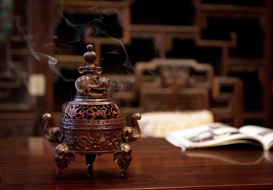 品牌產品|航管紅木吉祥香爐詳細介紹