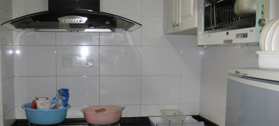 廚房裝了油煙機(jī)還要不要裝換氣扇嗎？