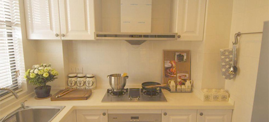 廚房裝了油煙機(jī)還要不要裝換氣扇嗎？