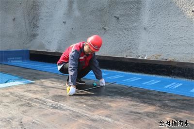 品牌人物|金拇指楊德亮：一日防水匠人，匠心防水一輩子