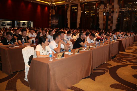 品牌發(fā)展路上的靚麗風(fēng)景線：榮事達(dá)新品發(fā)布會(huì)