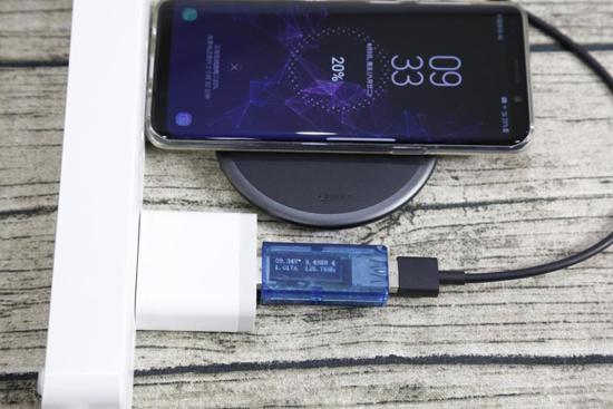 品牌產品|看看公牛無線充電器快速充電及溫度控制的優秀表現