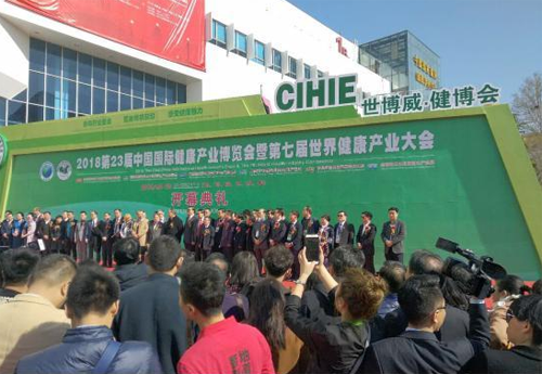 品牌產(chǎn)品|愛華普“山泉水機(jī)”雙版塊與眾不同挑戰(zhàn)傳統(tǒng)凈水器 品牌產(chǎn)品|愛華普“山泉水機(jī)”雙版塊與眾不同挑戰(zhàn)傳統(tǒng)凈水器