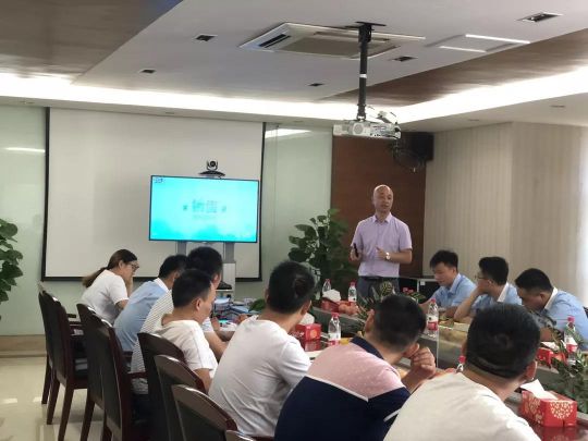 君子蘭集團上海公司 2018年第二季度技術服務培訓會議舉行