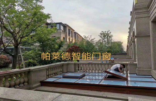 冬天待在陽光房太幸福了，了解下帕萊德高端陽光房定制