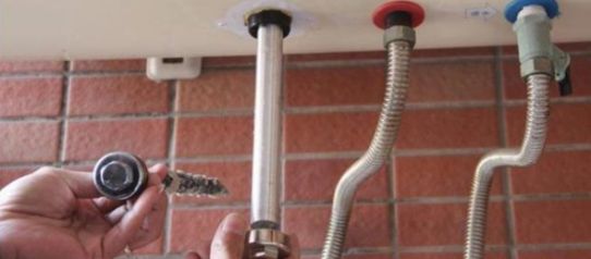 20元的電熱水器鎂棒，自己一樣可以輕松替換！