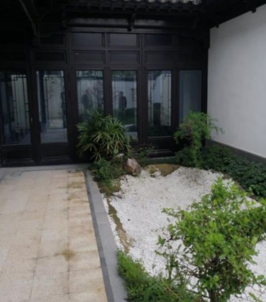 中式仿古鋁合金門窗被應(yīng)用的地方其實(shí)并不少! 中式仿古鋁合金門窗被應(yīng)用的地方其實(shí)并不少!