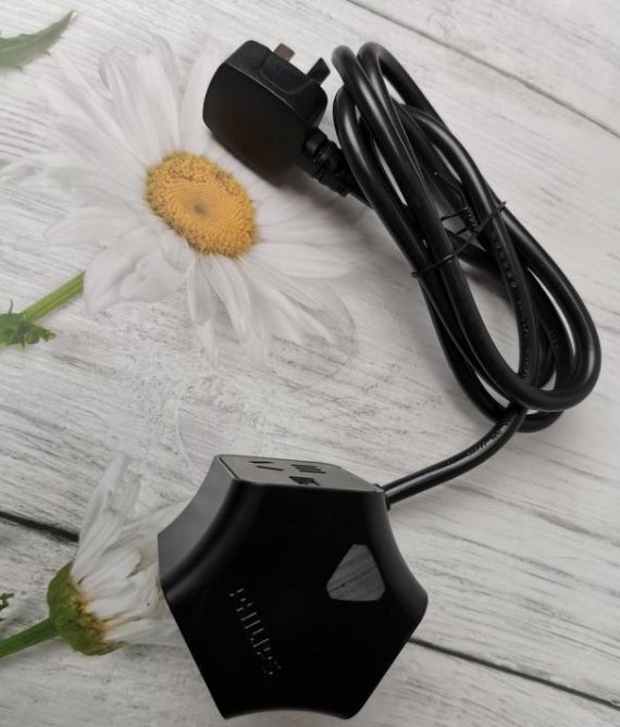 有了飛利浦摩天輪系列插座，充電器什么的都是浮云！