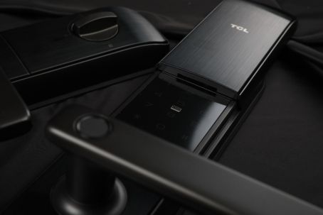 如何選一把稱意智能鎖？從購買到安裝都要留意好！