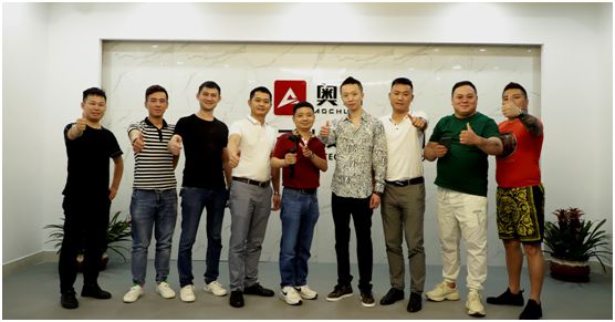 代世集團(tuán)董事長代勇先生到訪奧川總部交流座談 代世集團(tuán)董事長代勇先生到訪奧川總部交流座談