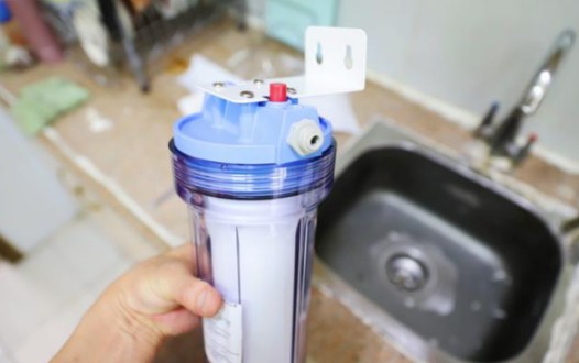 想提升水質怎么辦?購買凈水器要技巧，三步驟幫你解決難題