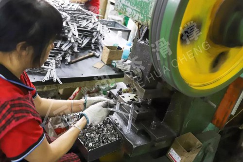 鋁合金門窗滑撐，迅杰一路向前、永不止步！