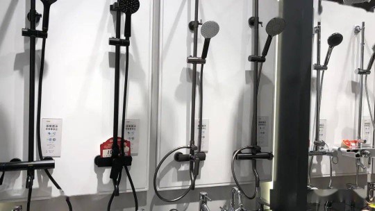 快看！極具金牌風范與品牌屬性的終端店面新形象