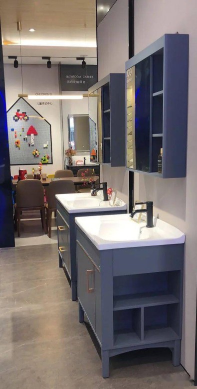 快看！極具金牌風范與品牌屬性的終端店面新形象