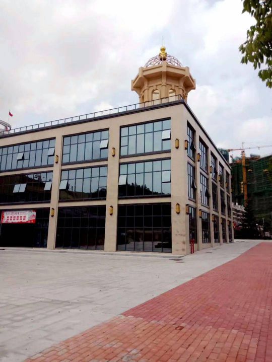 宏科機電許智健：波濤退去，勇立潮頭 