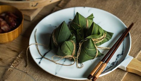 端午節(jié)還在掛艾草?不如試試空氣凈化器 端午節(jié)還在掛艾草?不如試試空氣凈化器