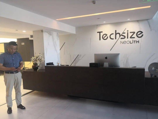 老牛說︱在巖板新賽道，你離“德賽斯模式”有多遠？ 