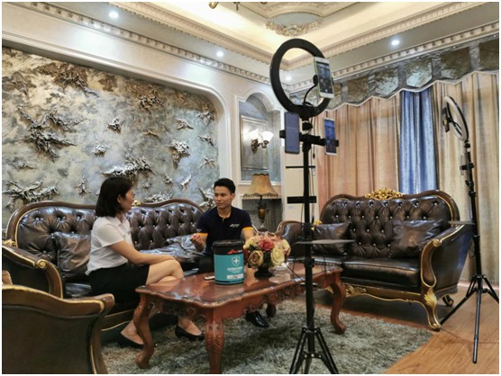 透過幫扶代理商,看懂君匠世家藝術(shù)壁材的精贏之道 透過幫扶代理商,看懂君匠世家藝術(shù)壁材的精贏之道