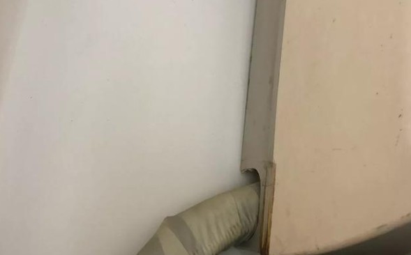 空調掛機排水管與空調眼一樣高，可以嗎？