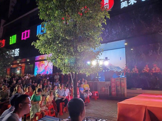 威爾斯陶瓷云南瀘西和彌勒兩大旗艦店盛大開業！