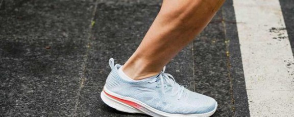 這4種跑鞋新手最容易選錯(cuò)，你踩了幾個(gè)坑？