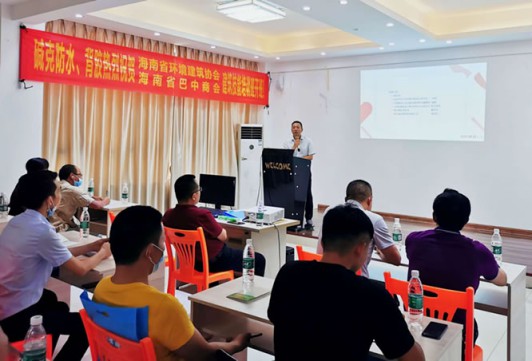 海南環(huán)建協(xié)會、巴中商會、堿克瓷磚背膠簽署三方合作協(xié)議