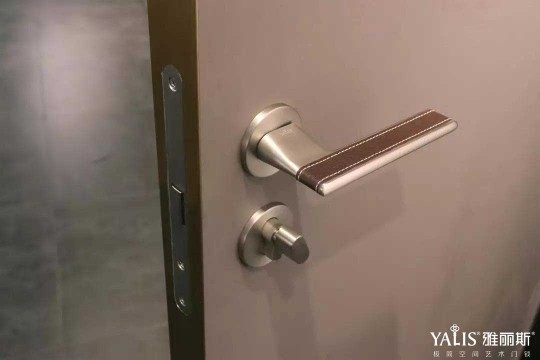 雅麗斯五金展廳升級 | 極簡之翼，正在展翅翱翔！