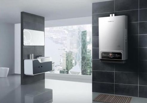 家里熱水器裝燃氣還是電好?一聽老電工說的話,后悔我家裝不對。 家里熱水器裝燃氣還是電好?一聽老電工說的話,后悔我家裝不對。