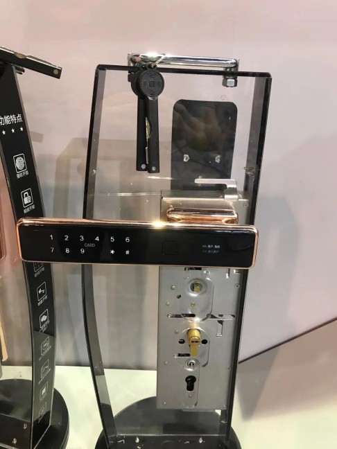 除了廉價的智能鎖,今年門博會還有哪些值得關(guān)注的亮點(diǎn) 除了廉價的智能鎖,今年門博會還有哪些值得關(guān)注的亮點(diǎn)