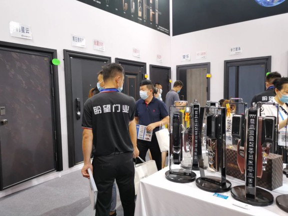 除了廉價的智能鎖,今年門博會還有哪些值得關(guān)注的亮點(diǎn) 除了廉價的智能鎖,今年門博會還有哪些值得關(guān)注的亮點(diǎn)